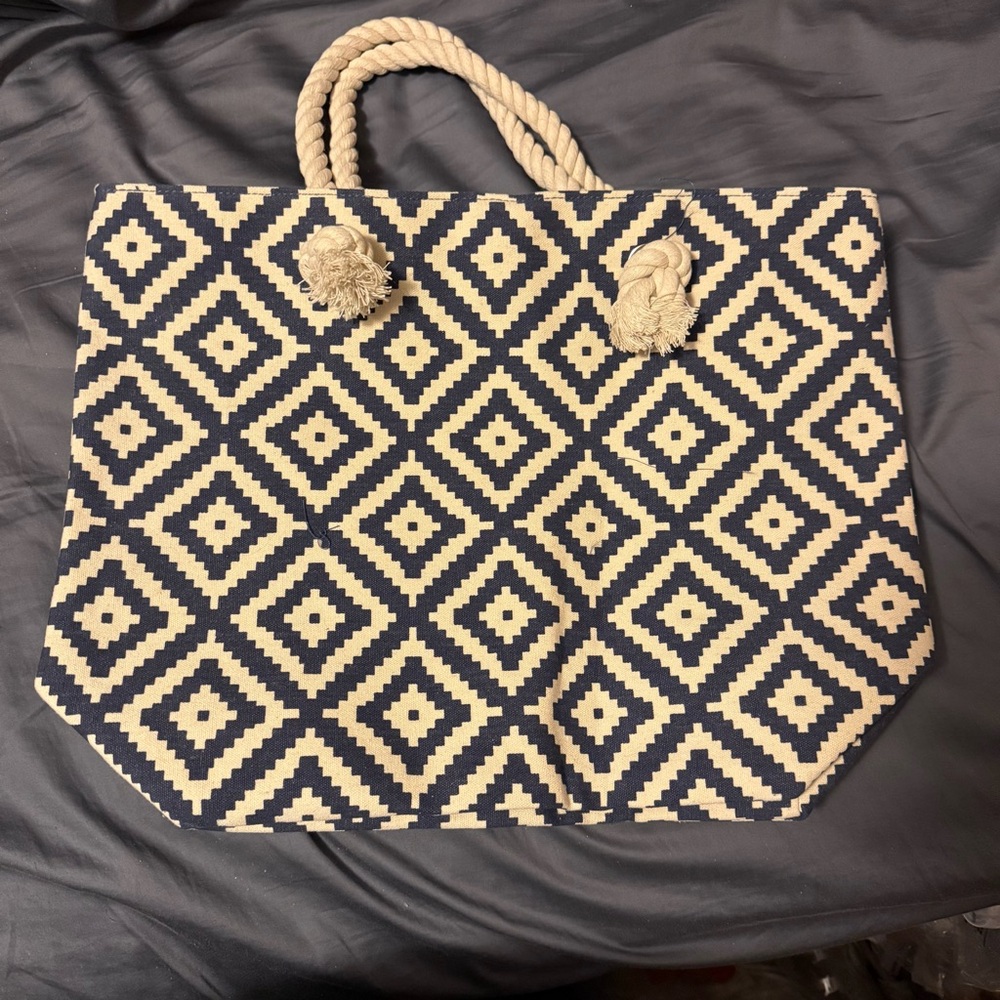 Summer & Rose Navy and Cream Diamond Tote